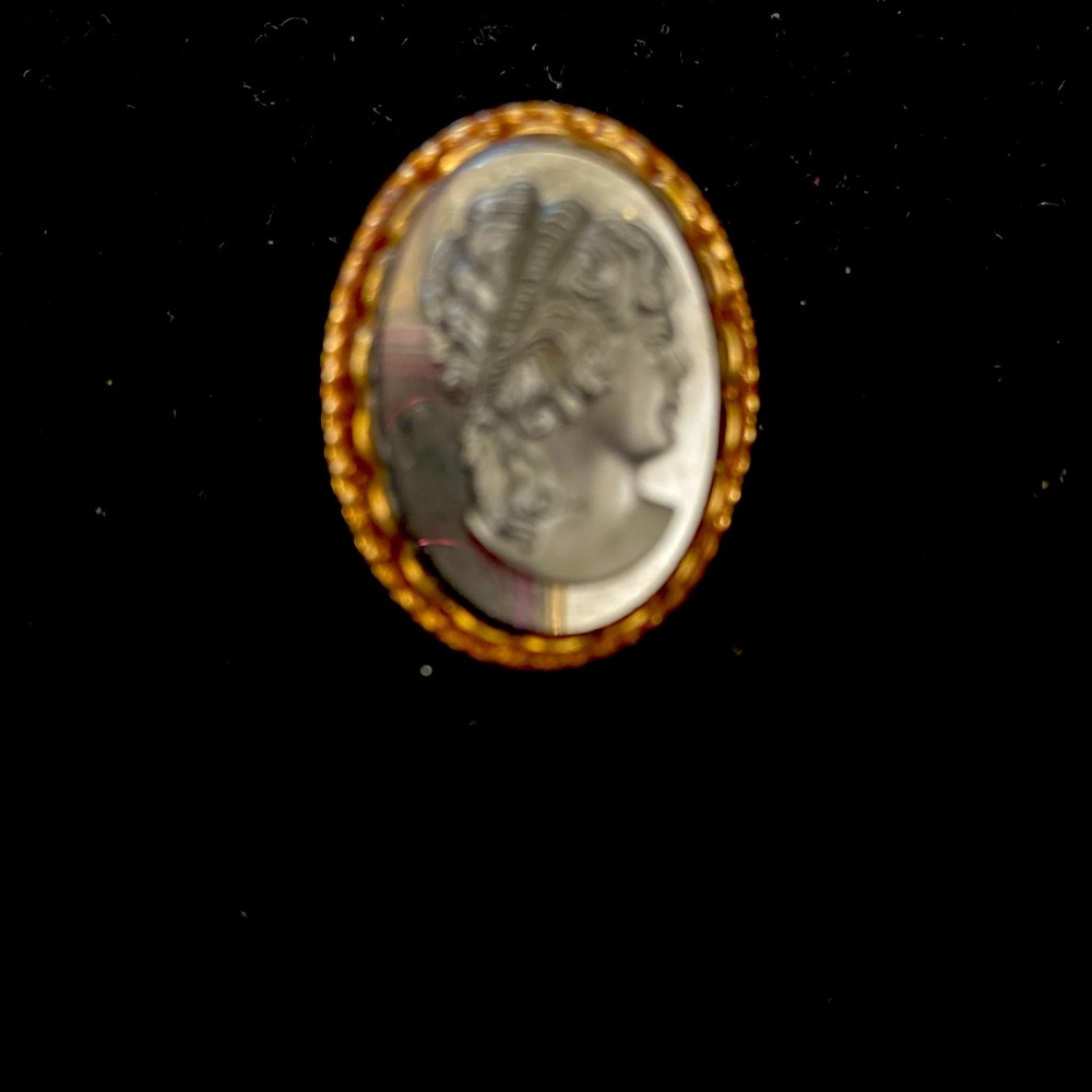 Sweets smaller vintage cameo mirrored